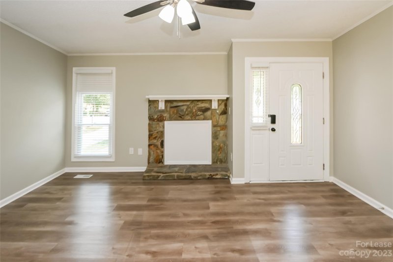 Property image 5 at 8223 Chrisbry Lane, Charlotte, NC 28215