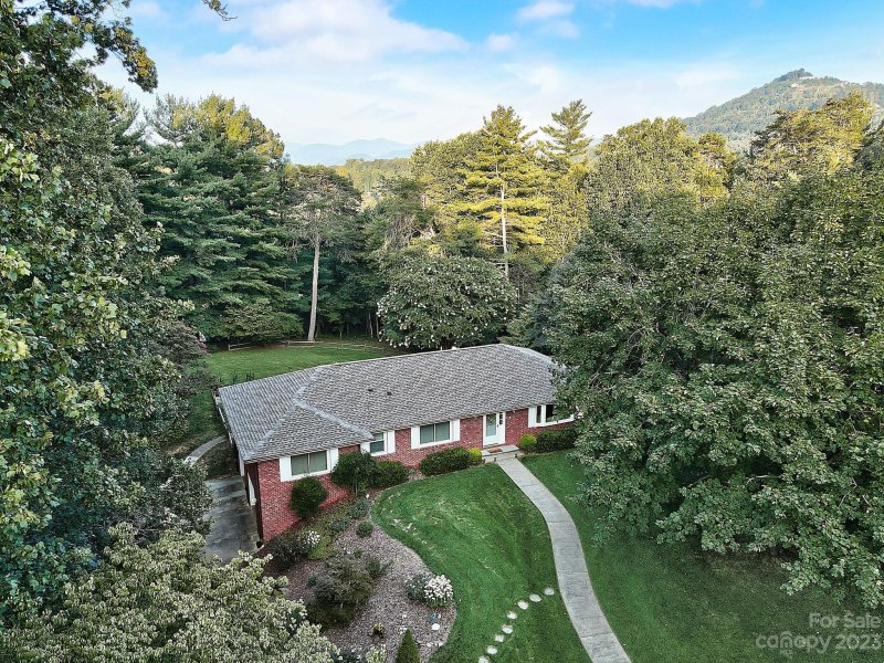 Property image 3 at 191 S Wildflower Road, Asheville, NC 28804