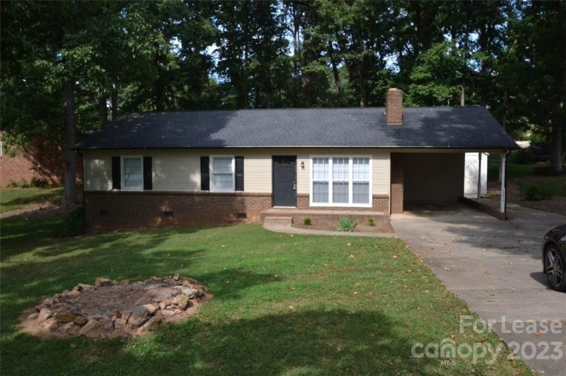 1370 Oak Canopy Road