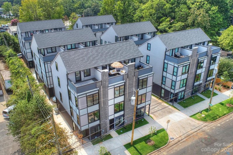 Property image 3 at 219 Freeland Lane, Charlotte, NC 28217