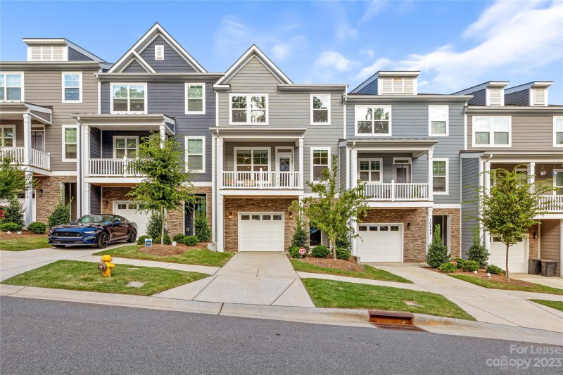 10252 Glenmere Creek Circle