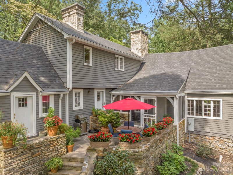 941 Carolina Drive