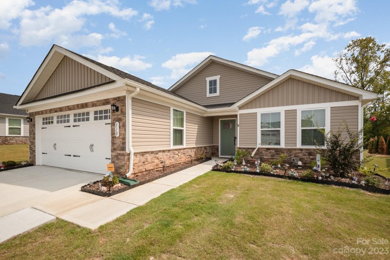 Property image 3 at 310 Damask Drive, Lancaster, SC 29720