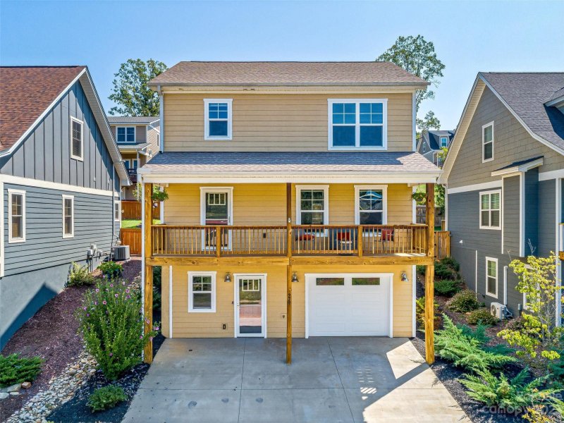 Property image 2 at 24 Greenwood Fields Drive, Asheville, NC 28804