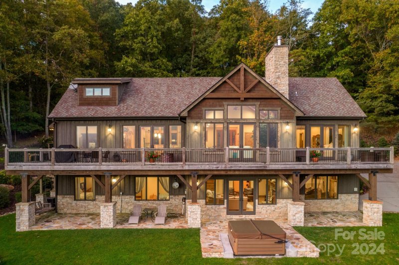 Property image 2 at 153 Spring Rain Drive, Hendersonville, NC 28792