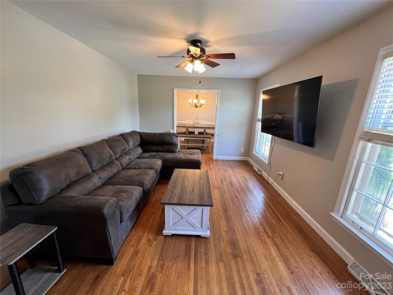 Property image 3 at 6850 Elm Forest Drive, Charlotte, NC 28212