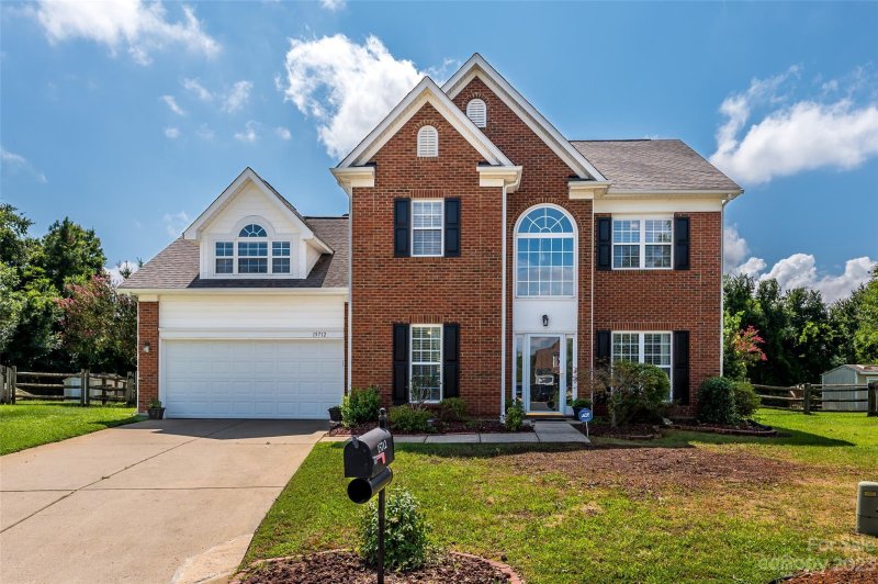 15712 Corsair Court