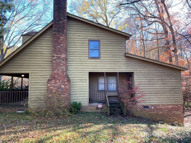 Property image 2 at 7201 Leaves Lane, Charlotte, NC 28213