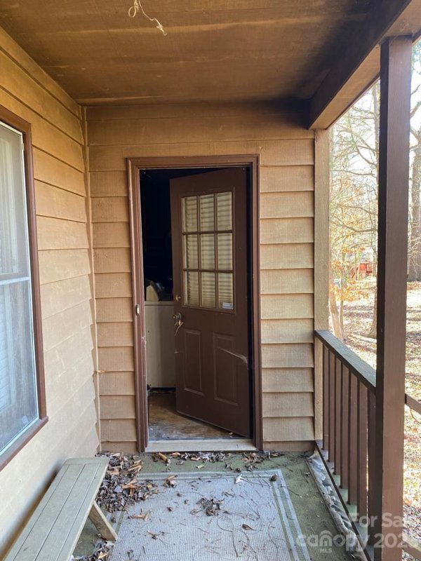 Property image 3 at 7201 Leaves Lane, Charlotte, NC 28213