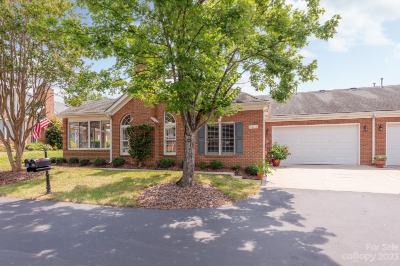 Property image 3 at 11403 Olde Turnbury Court, Charlotte, NC 28277