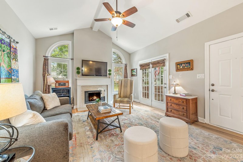 Property image 4 at 11403 Olde Turnbury Court, Charlotte, NC 28277