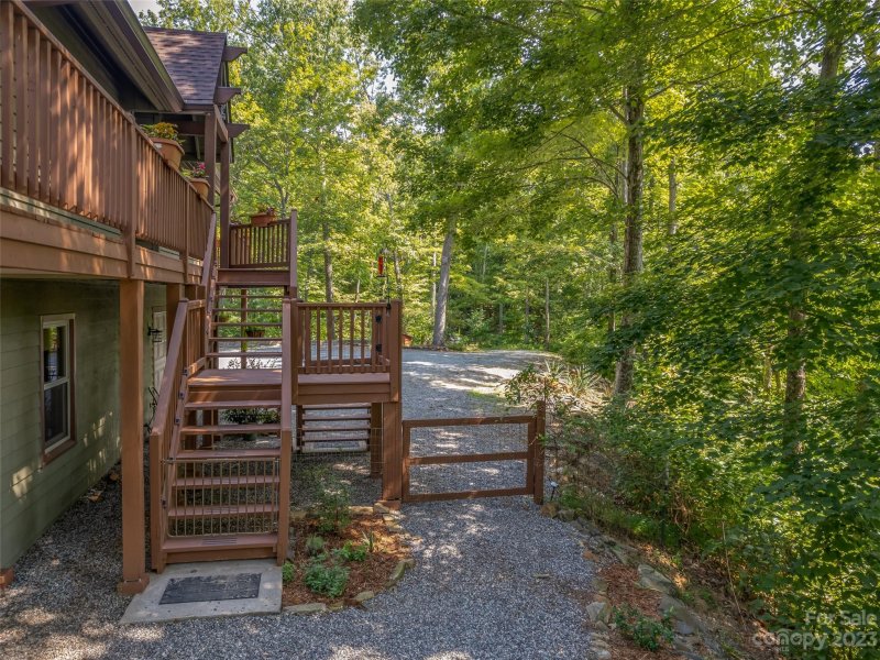 Property image 4 at 183 Woodhaven Drive, Saluda, NC 28773