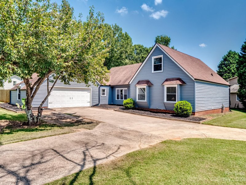 Property image 2 at 2500 Gaston Day School Road, Gastonia, NC 28056