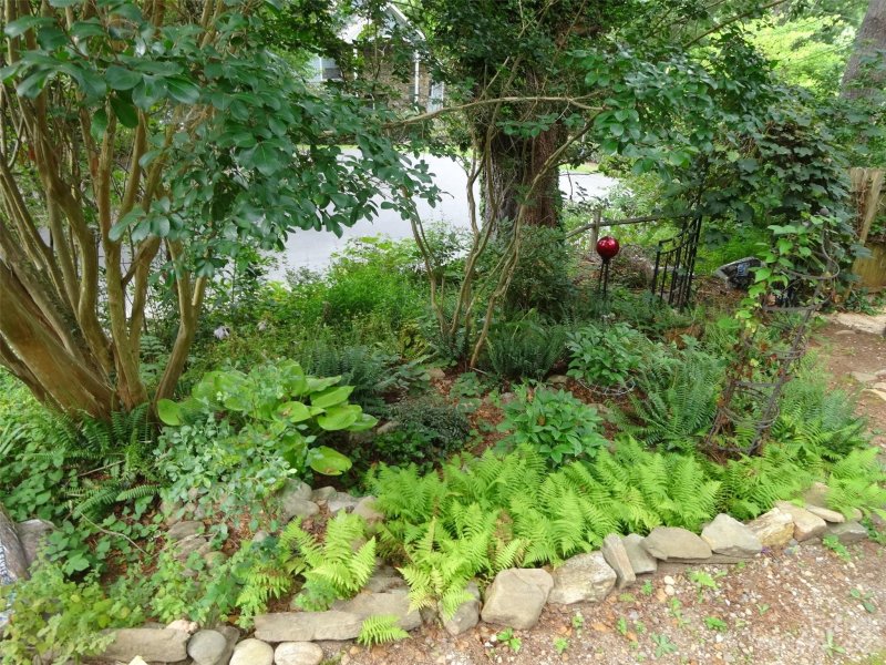 Property image 4 at 2 Quinn Court, Asheville, NC 28805