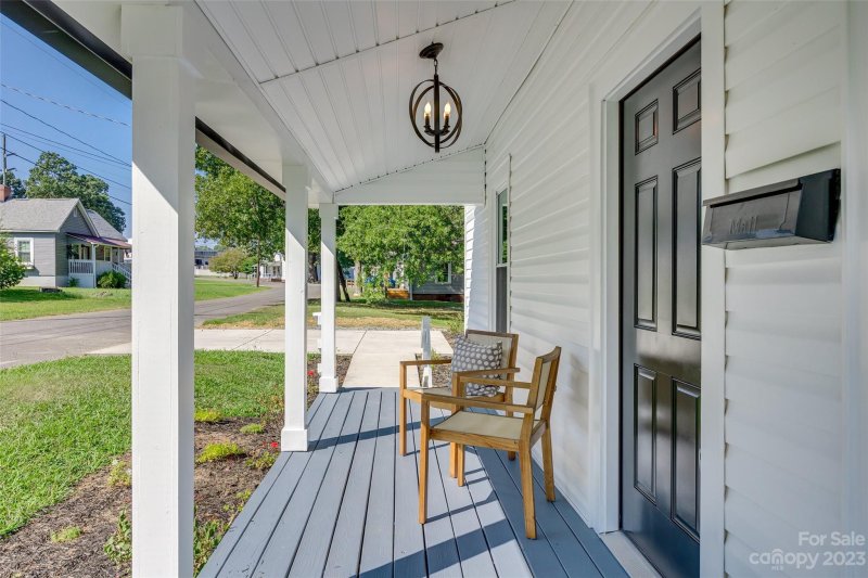 Property image 4 at 9 Eighth Street, York, SC 29745