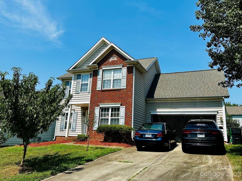 Property image 2 at 3744 Sipes Lane, Charlotte, NC 28269