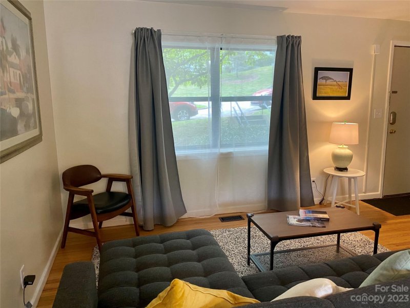 Property image 3 at 615 Biltmore Avenue, Asheville, NC 28803