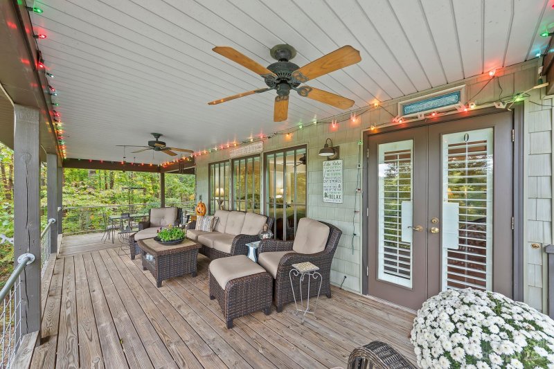 Property image 4 at 2005 W Lakeshore Drive, Landrum, SC 29356