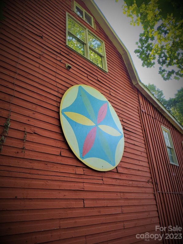 Property image 3 at 105 N Hill Street, Waynesville, NC 28786