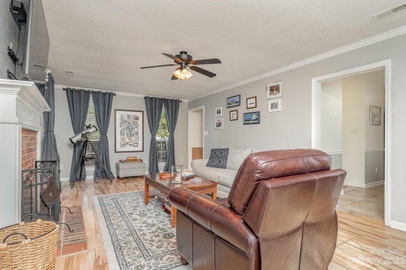 Property image 5 at 4228 Huntmeadow Drive, Charlotte, NC 28269