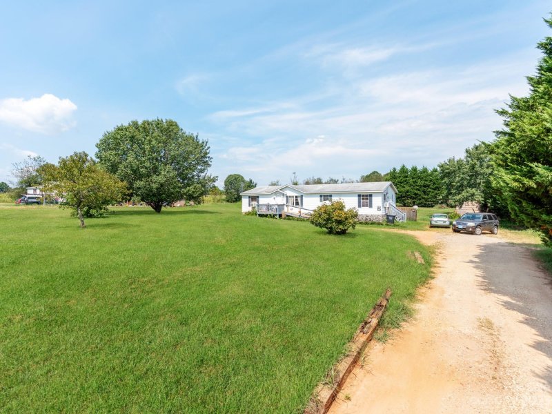Property image 2 at 767 Hephzibah Church Road, Crouse, NC 28033