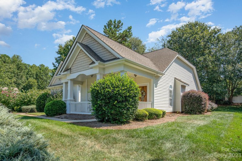 Property image 5 at 7992 Salem Springs Drive, Denver, NC 28037