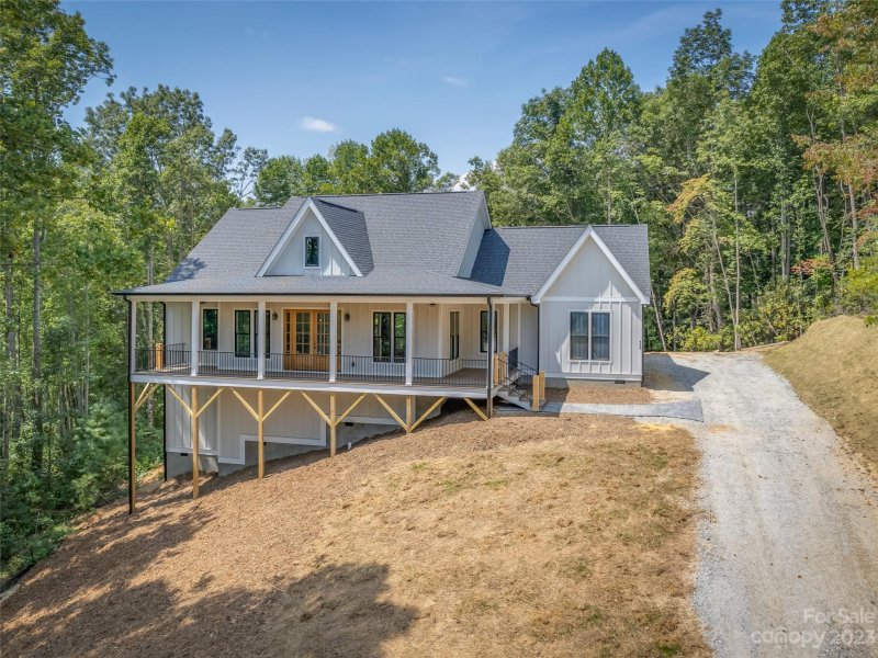 Property image 2 at 448 Morning Air Lane, Hendersonville, NC 28792