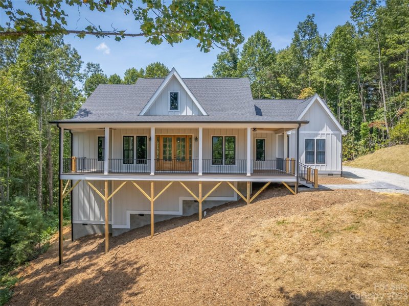 Property image 3 at 448 Morning Air Lane, Hendersonville, NC 28792