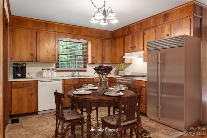 Property image 5 at 4526 Belle Plaine Drive, Charlotte, NC 28215