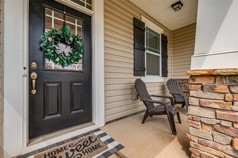 Property image 3 at 7839 Meridale Forest Drive, Charlotte, NC 28269