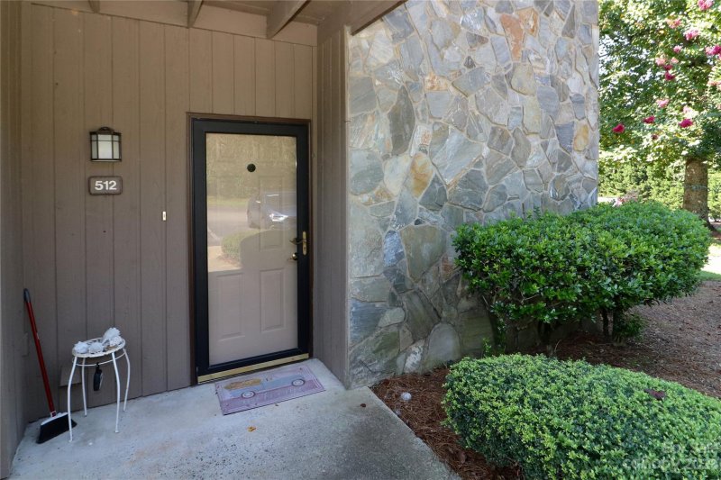 Property image 3 at 512 Mallard Head Lane, Mooresville, NC 28117