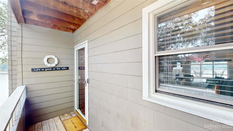 Property image 2 at 9816 Emerald Point Drive, Charlotte, NC 28278