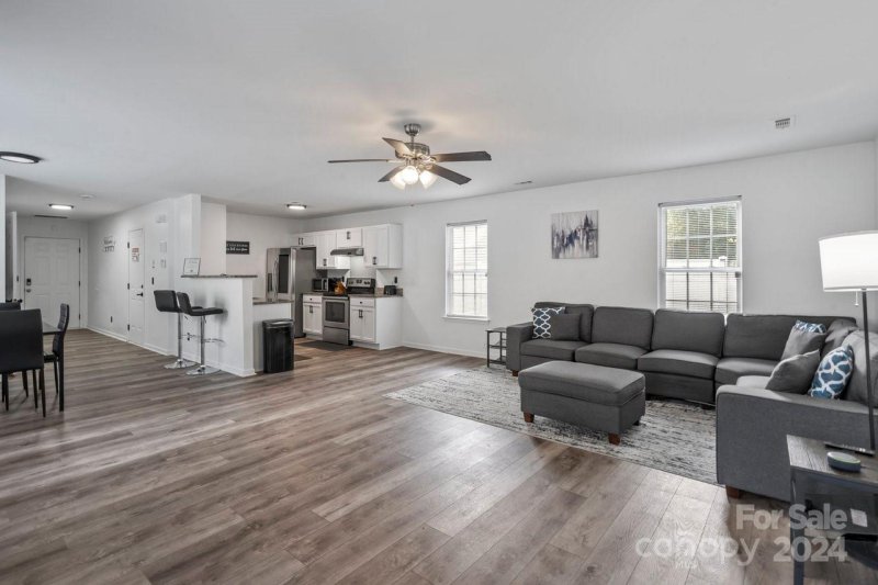 1341 Crandon Drive