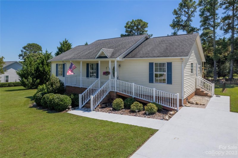 1585 Wimbleton Woods Drive