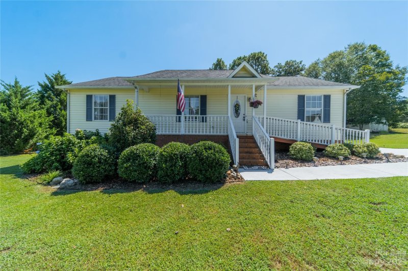 Property image 4 at 1585 Wimbleton Woods Drive, Fort Mill, SC 29708