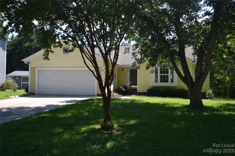 Property image 2 at 13006 Pecan Meadow Court, Charlotte, NC 28278
