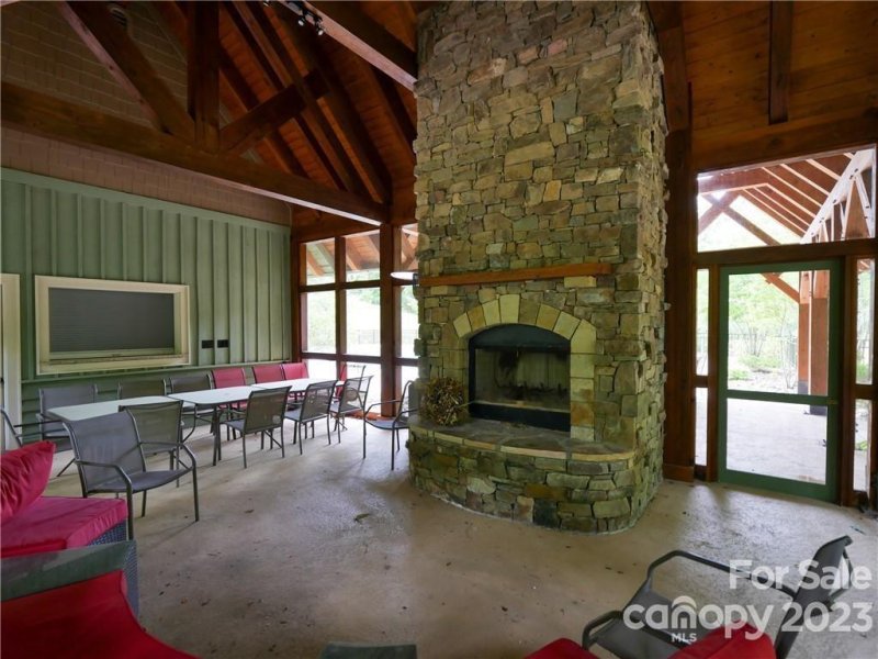 Property image 4 at 73 Summer Shade Court, Hendersonville, NC 28792