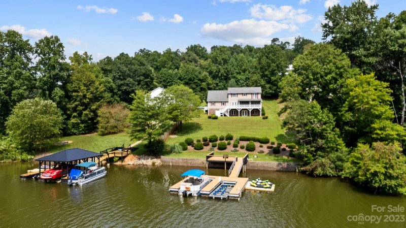 Property image 3 at 982 Plantation Drive, Marion, NC 28752