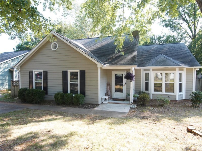 Property image 3 at 9608 Harness Lane, Matthews, NC 28105