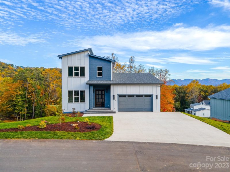 Property image 4 at 47 Bridgeway Drive, Candler, NC 28715