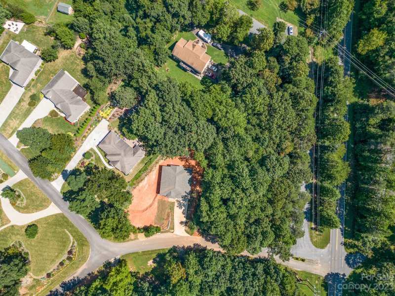 Property image 4 at 104 Creekside Lane, Hildebran, NC 28637