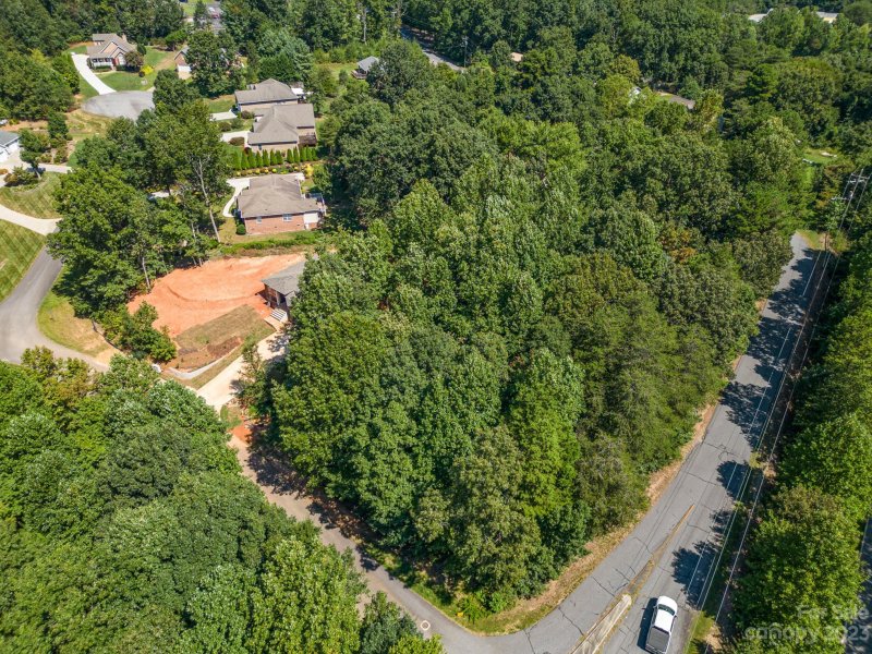 Property image 5 at 104 Creekside Lane, Hildebran, NC 28637