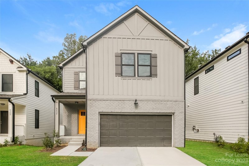 6232 Coatbridge Lane