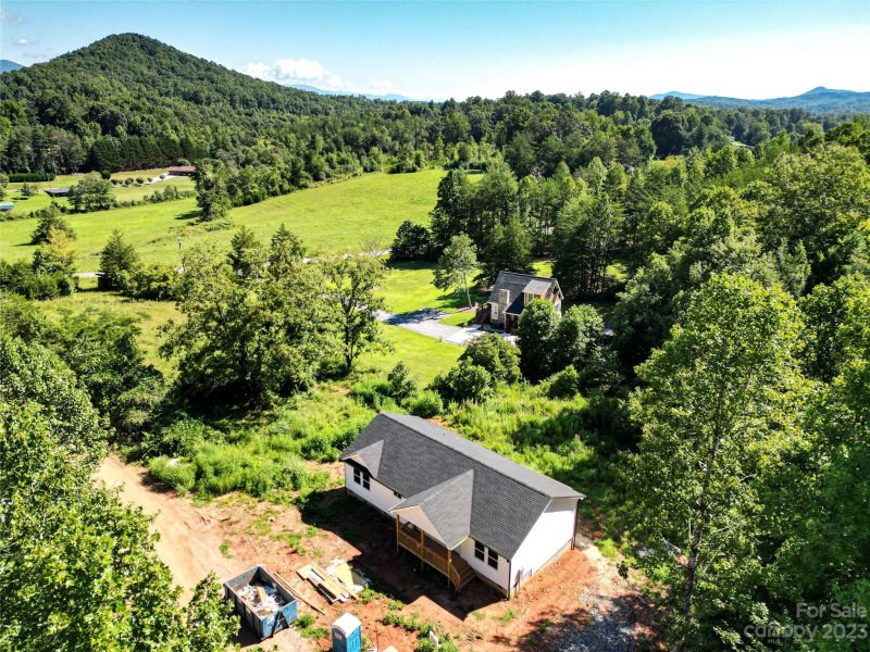 Property image 2 at 177 S Vineyard Village Drive, Old Fort, NC 28762