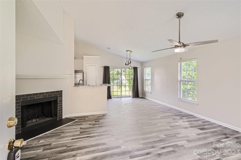 Property image 2 at 3316 Alderknoll Court, Charlotte, NC 28216