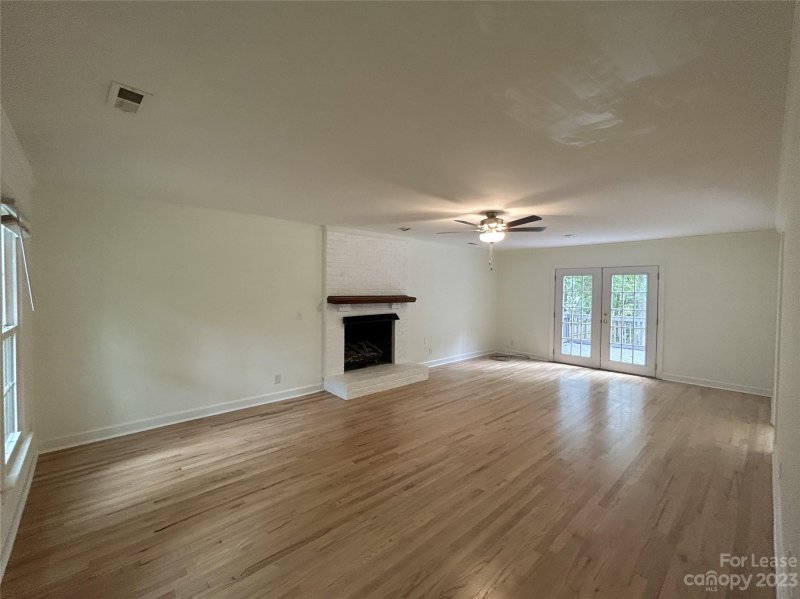 Property image 2 at 2627 Kilmarnock Court, Matthews, NC 28105