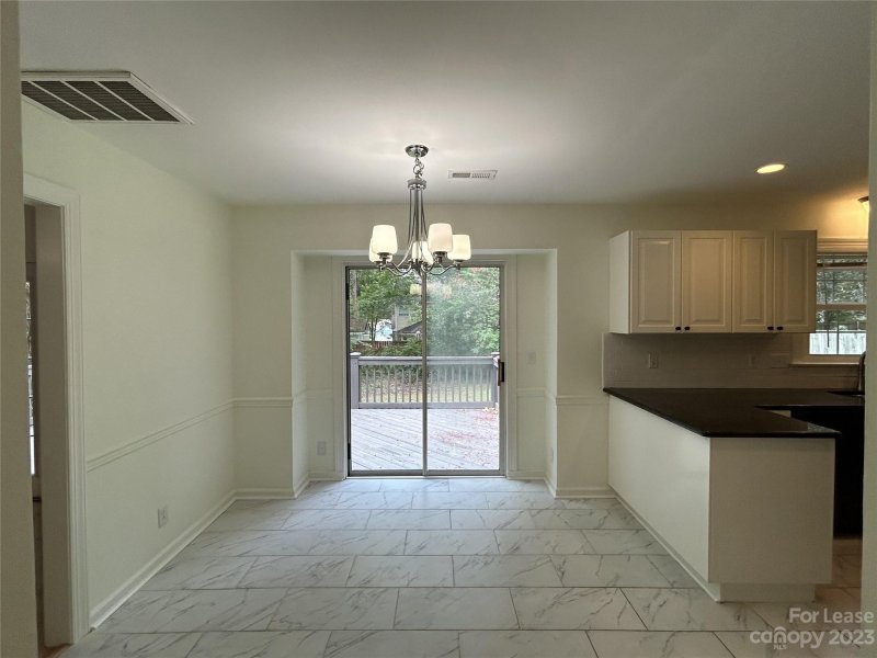 Property image 5 at 2627 Kilmarnock Court, Matthews, NC 28105