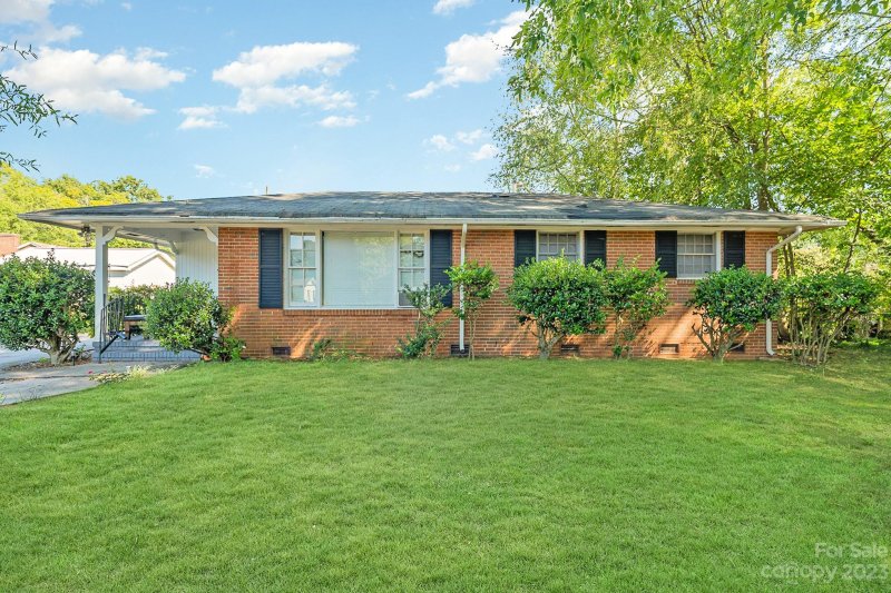 3613 Manchester Drive