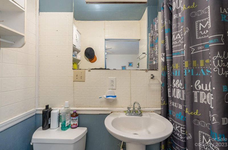 Property image 5 at 3613 Manchester Drive, Charlotte, NC 28217