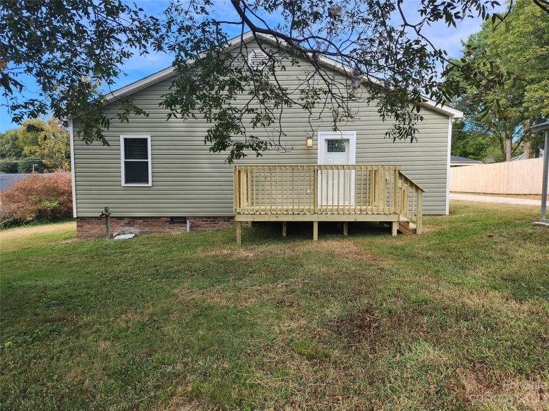 Property image 3 at 809 Beechwood Street, Kannapolis, NC 28081